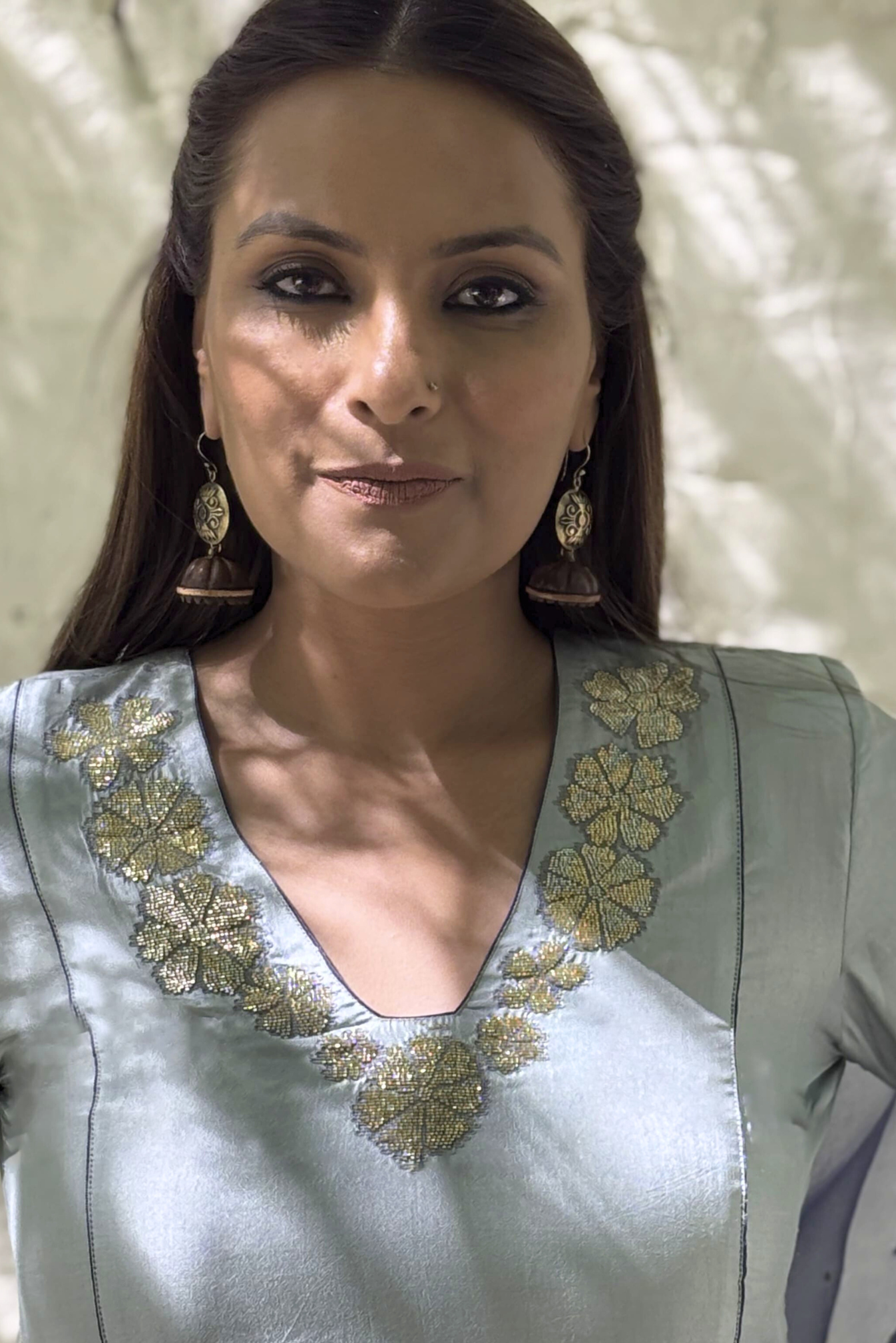 MIST SILK EMBROIDERED KURTA SET WITH ORGANZA DUPATTA