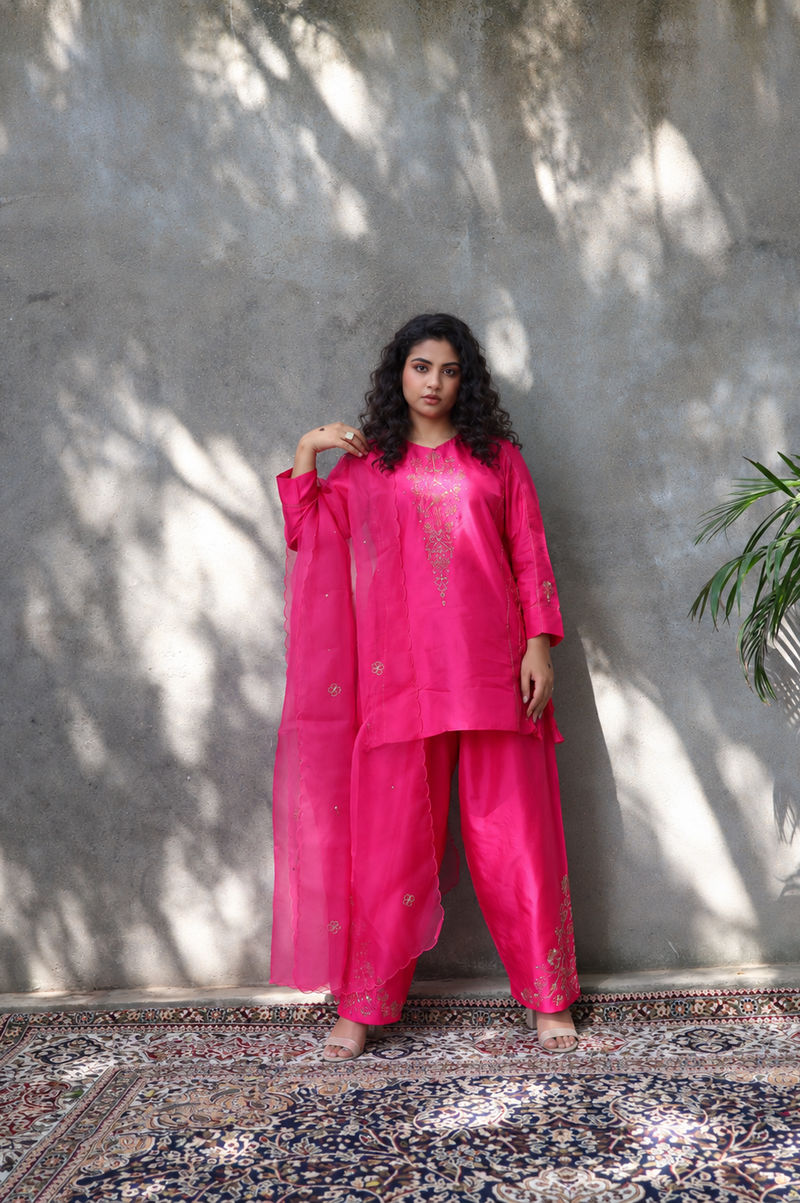 PINK SILK CO-ORD SET WITH CUTDAANA EMBROIDERY