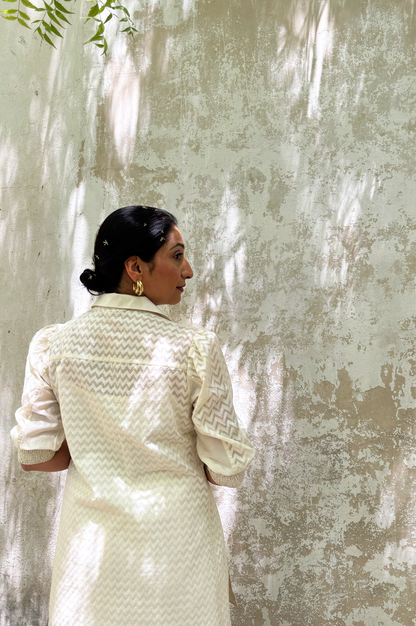 IVORY CHANDERI TOP WITH ZIG ZAG JAQUARD