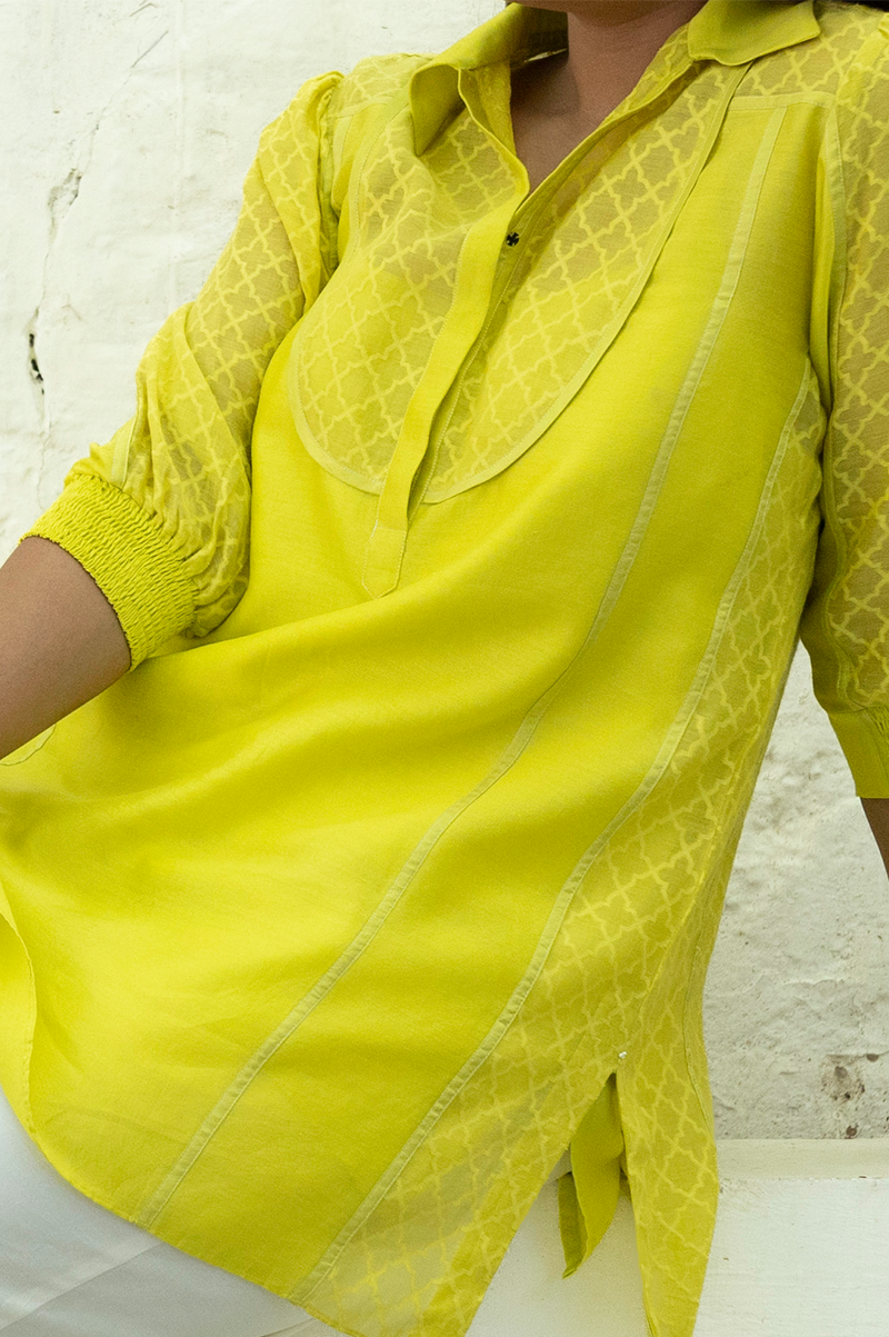 LIME CHANDERI TOP WITH LATTICE JAQUARD