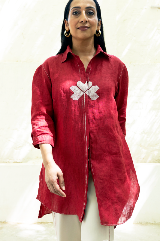 RED LINEN SHIRT WITH  EMBROIDERED FLOWER
