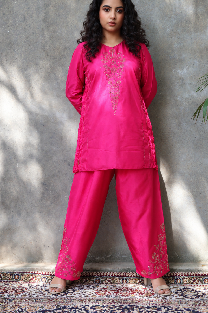 PINK SILK CO-ORD SET WITH CUTDAANA EMBROIDERY
