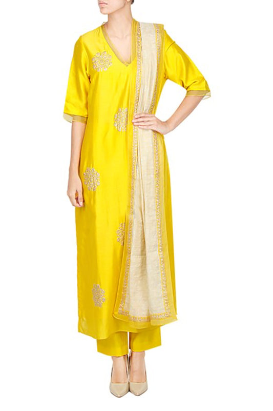 YELLOW KURTA SET WITH ZARI MOTIF